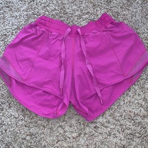 Lululemon shorts size 6 tall